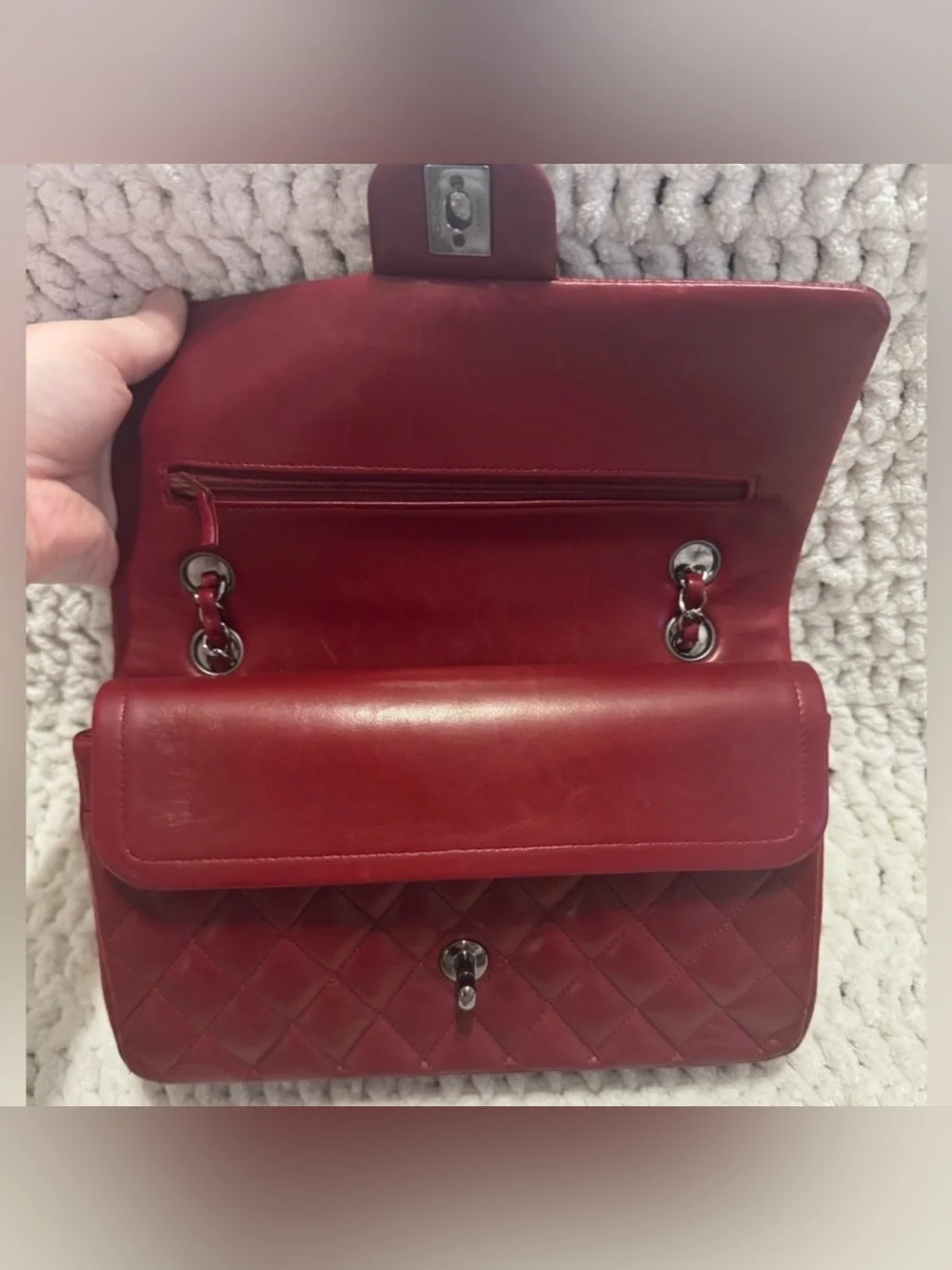 CHANEL shoulder bag